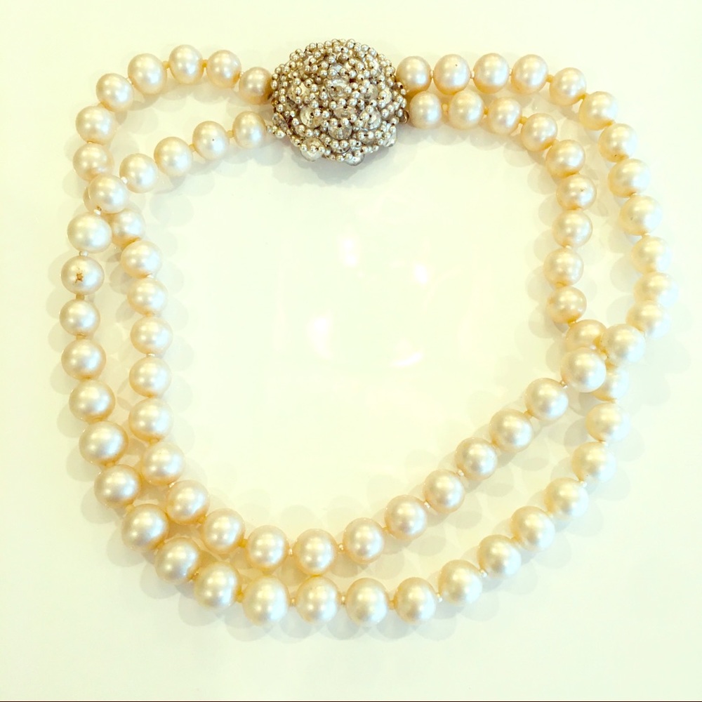 VTG VENDOME DOUBLE STRAND PEARL NECKLACE